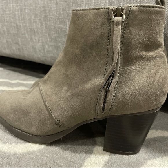 Booties - Picture 3 of 7